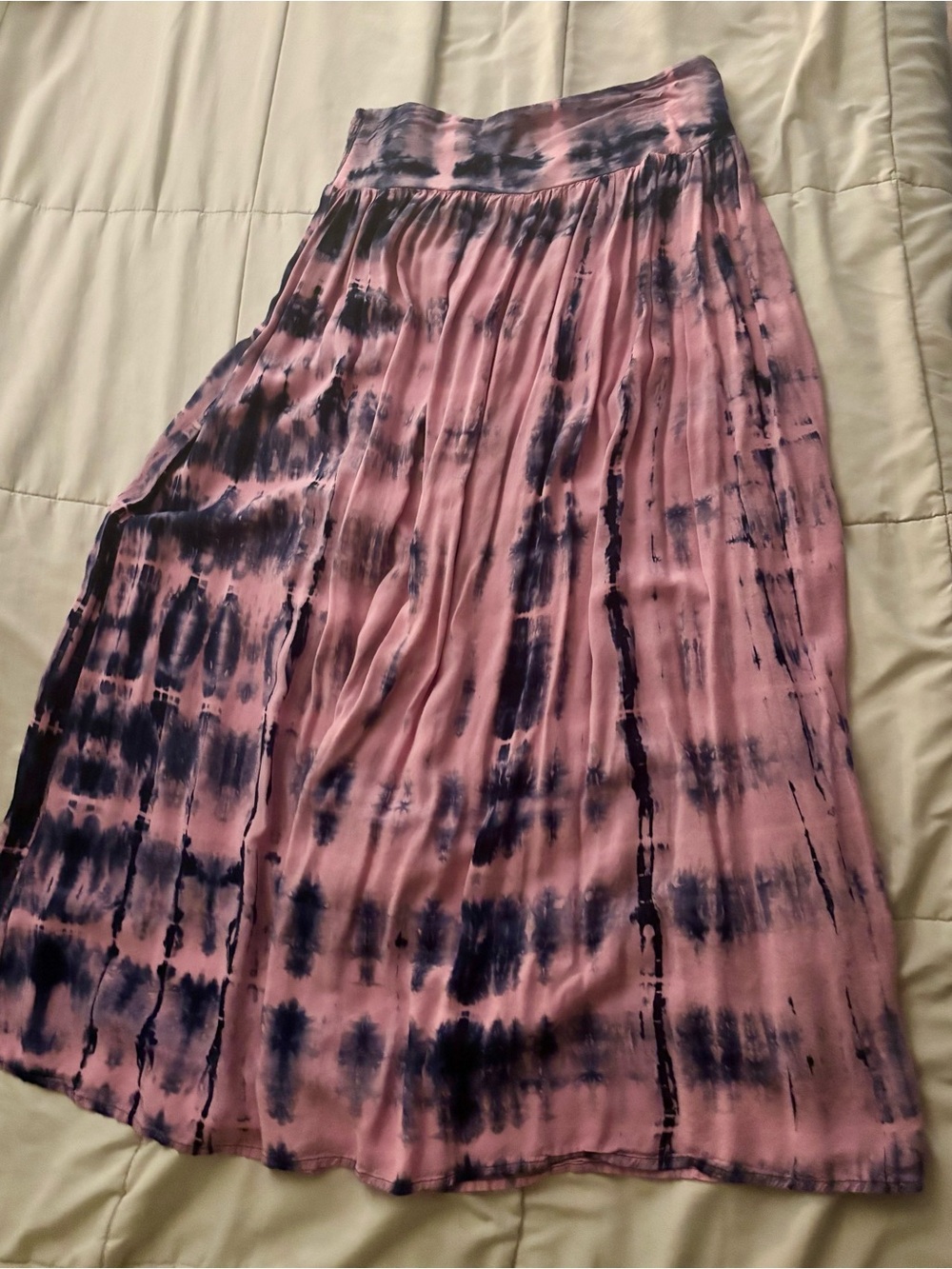 NATURAL LIFE Pink and Navy Tie-Dye Pleated Maxi Skirt